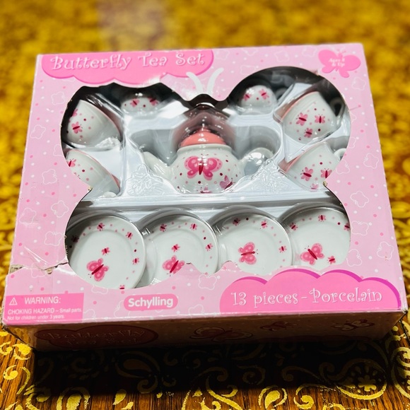 Butterfly Tea Set - Picture 2 of 7